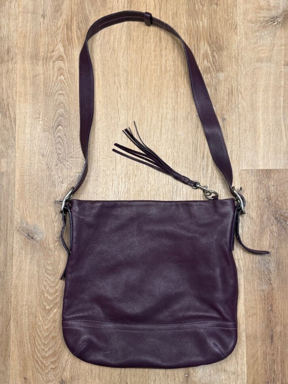 Vintage Y2K Coach 1414 Soho Slim Duffle Fringe Tassel Shoulder Bag Rare Royal Pu